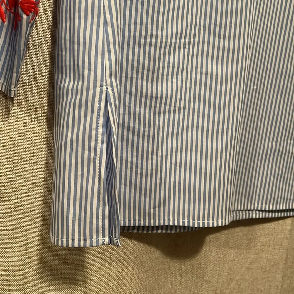 STS Sail to Sable Blue Stripe Embroidered Tunic Top Size Medium - Picture 6 of 9